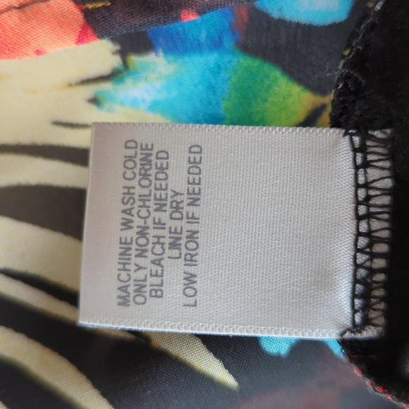 Roz & Ali Floral Sheer Button Down Tropical Blouse Woman 2X Black Blue - Picture 4 of 16